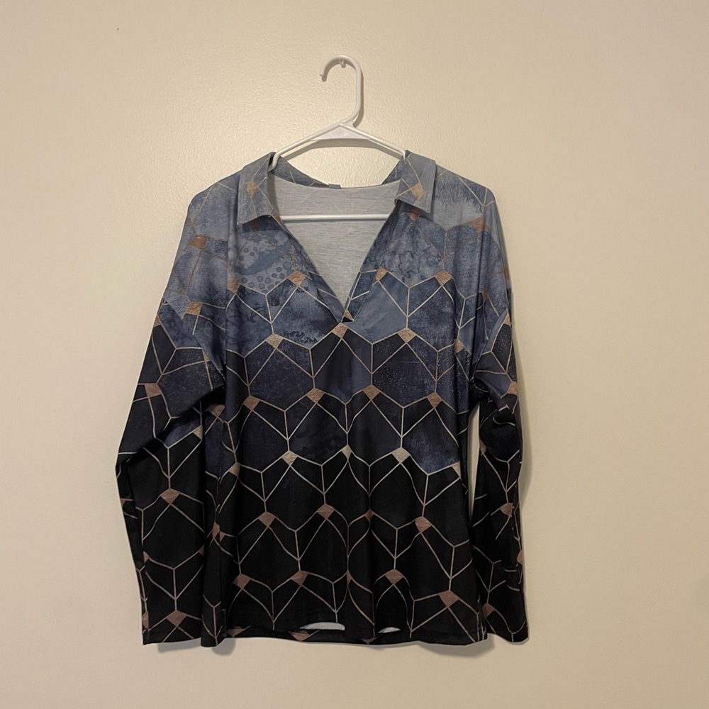 Exclusive Geometric Collared Top